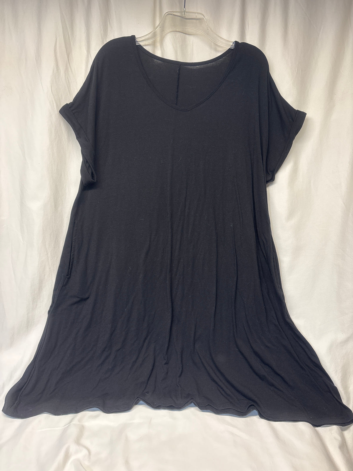 Black knit t-shirt dress v-neck w/ cuffed sleeves - size Women - 2X (20/22W)