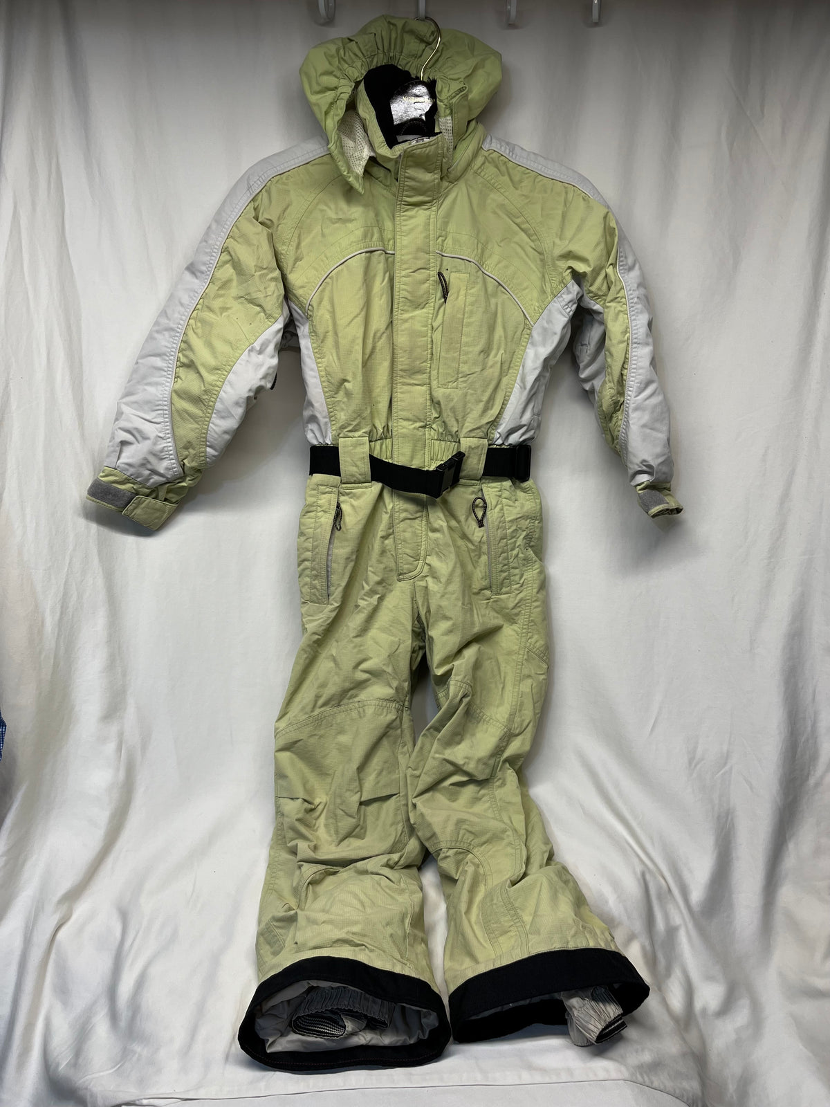 Obermeyer light green & white snowsuit - size Youth - 10 (L)