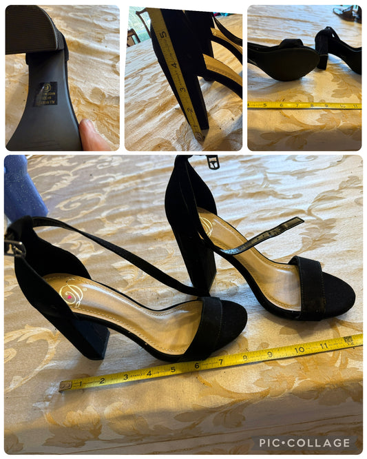 Black velvet heel VGUC - size Shoes - Adult 9