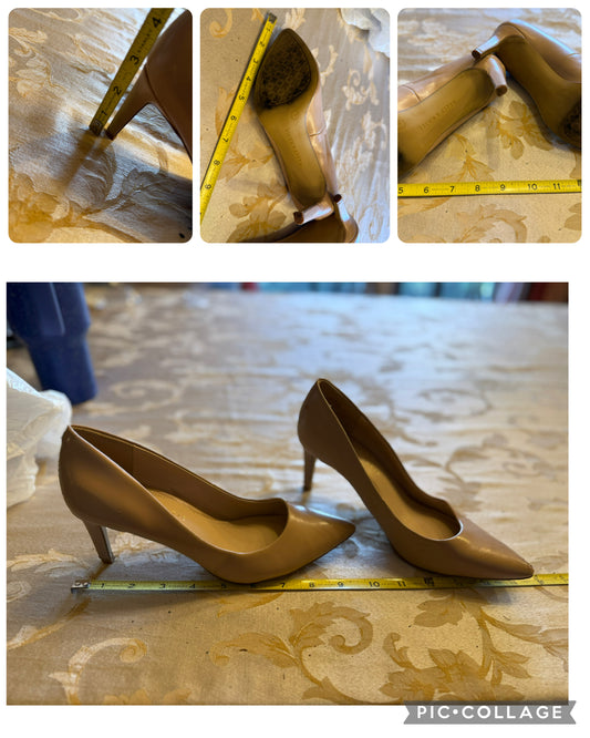 Nude pump heel VGUC - size Shoes - Adult 6 1/2