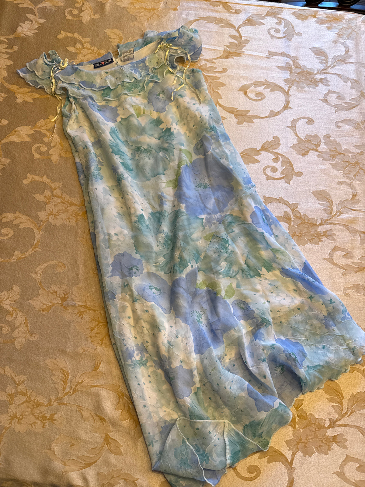 Blue floral flowy VGUC - size Youth - 14 (XL)