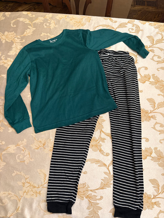 2 pc l/s PJs Green top navy pant - size Youth - 12 (L)