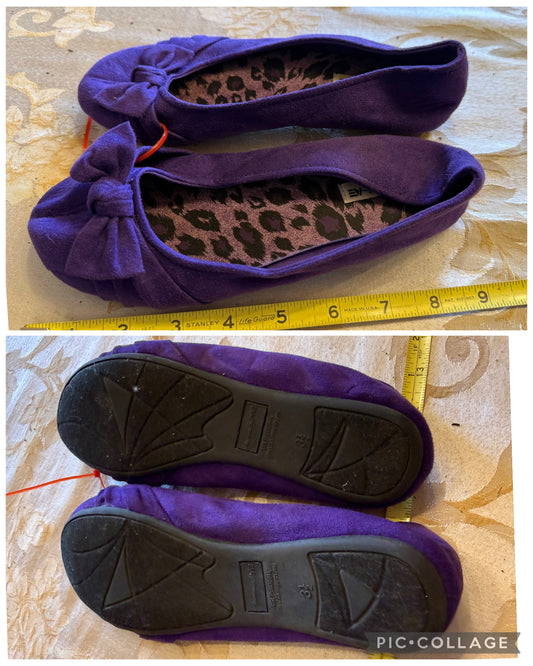 Purple flats GUC - size Shoes - Kids 3 1/2