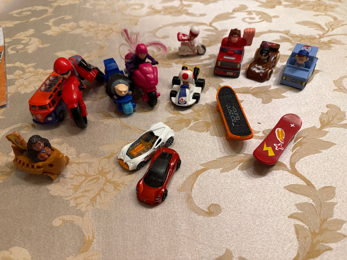 Set of mixed cars 14 Moana wreck it ralph