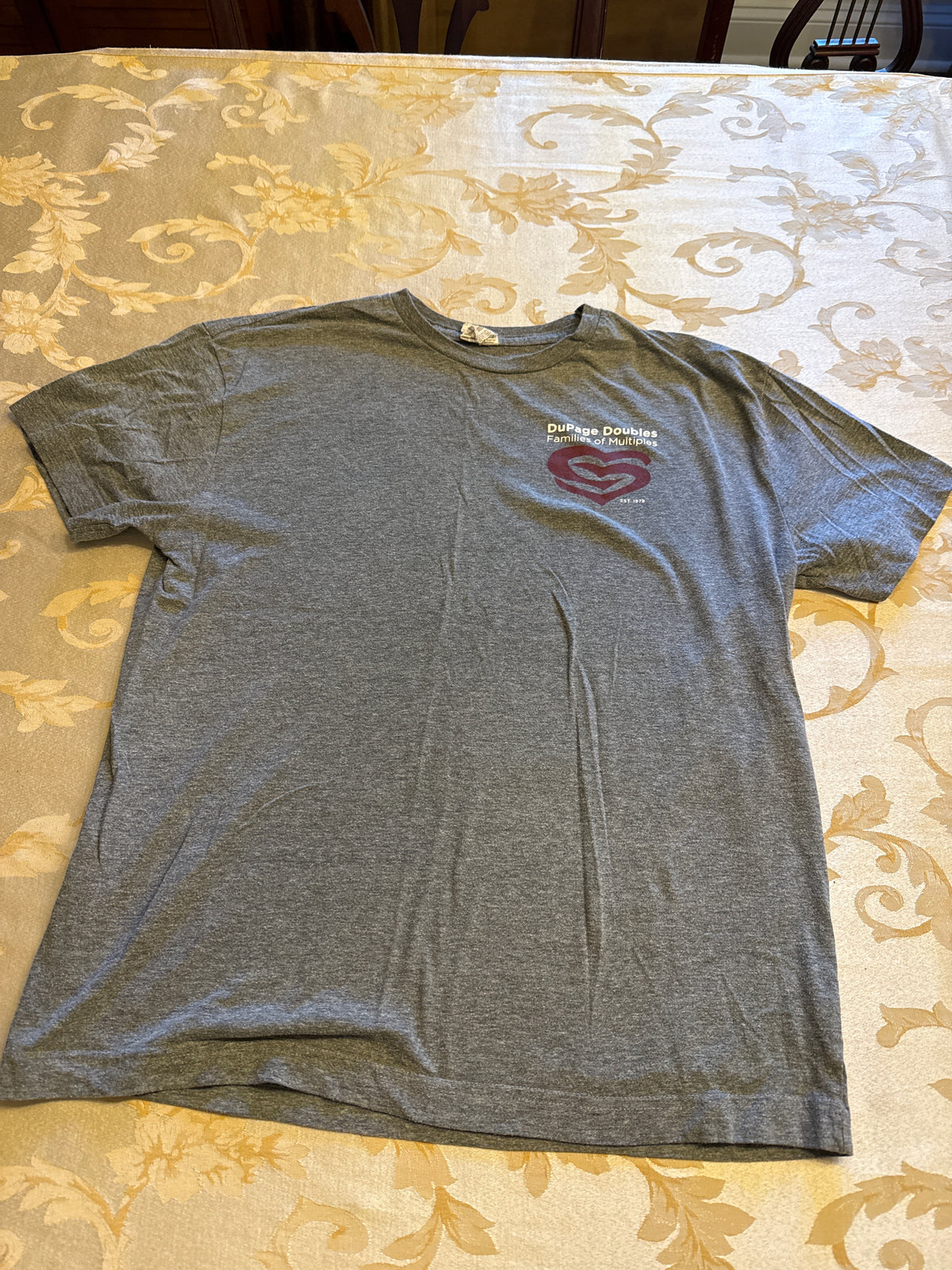 DuPage Doubles tee Gray VGUC - size Youth - 14 (XL)