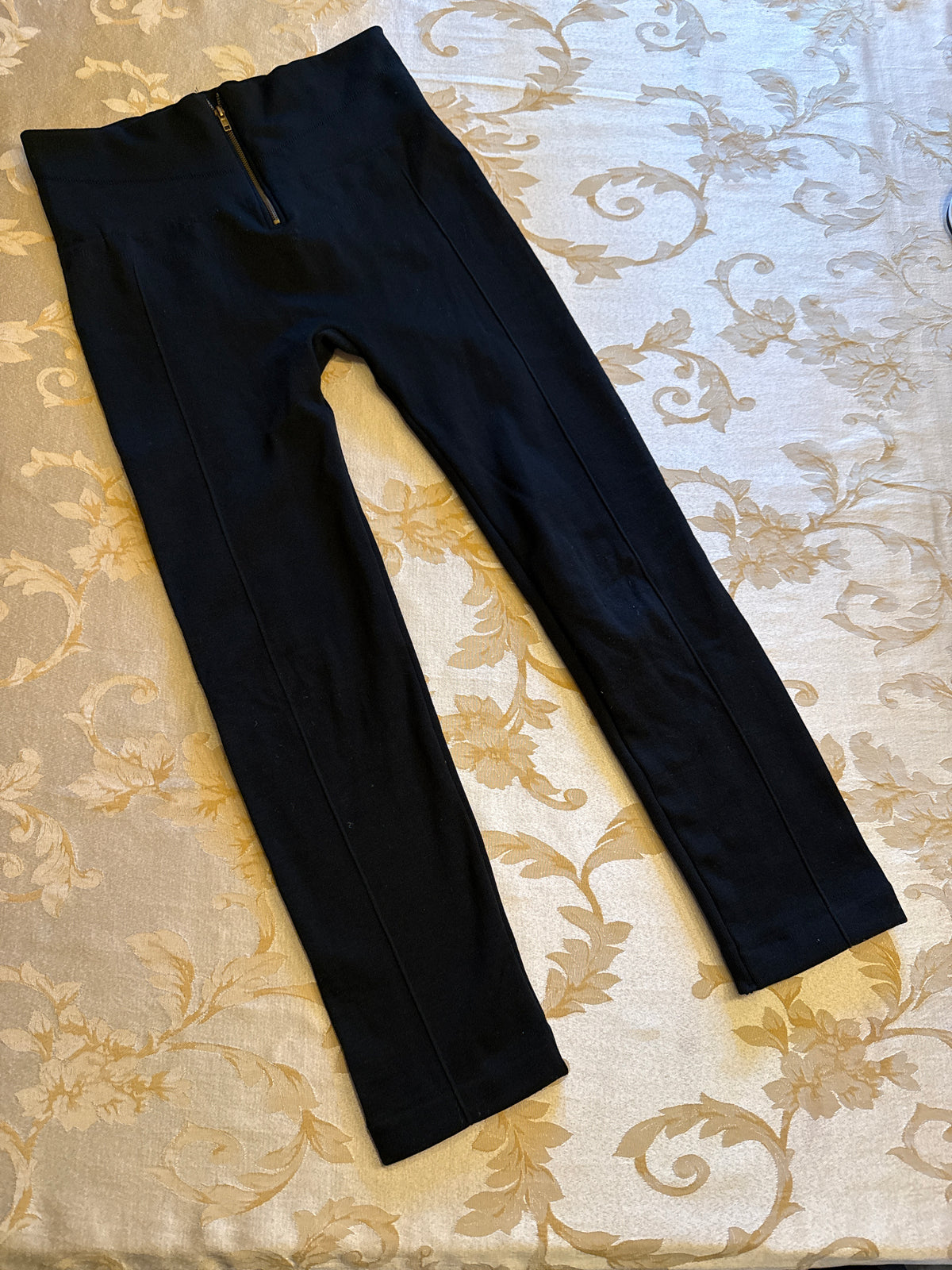 Black fitted pant Stretchy Vijay UC - size Youth - 14 (XL)