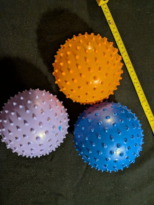 3 Spiky Balls
