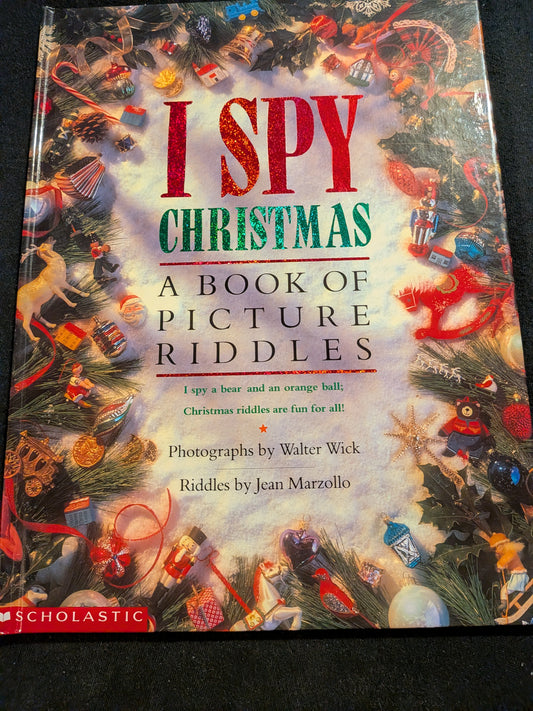 I spy Christmas Hardcover