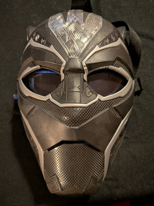 Black panther mask