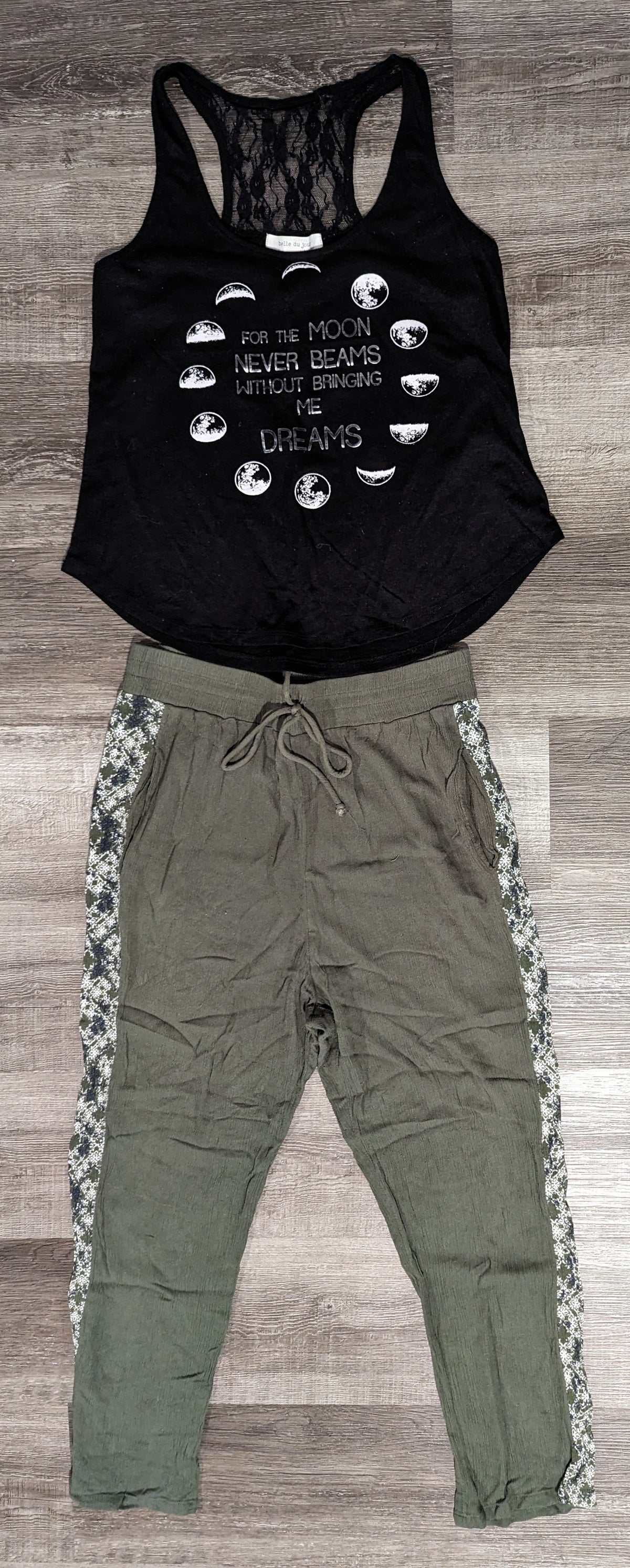 Black tank moon + olive green pants - size Junior - S (3/5)