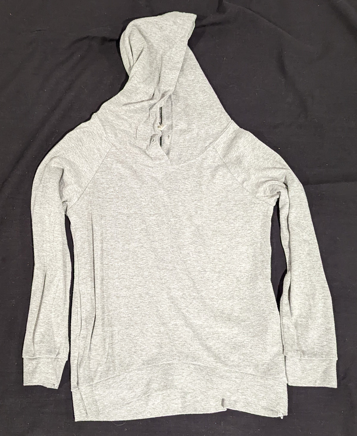 Grey hooded LS shirt GUC - size Junior - S (3/5)