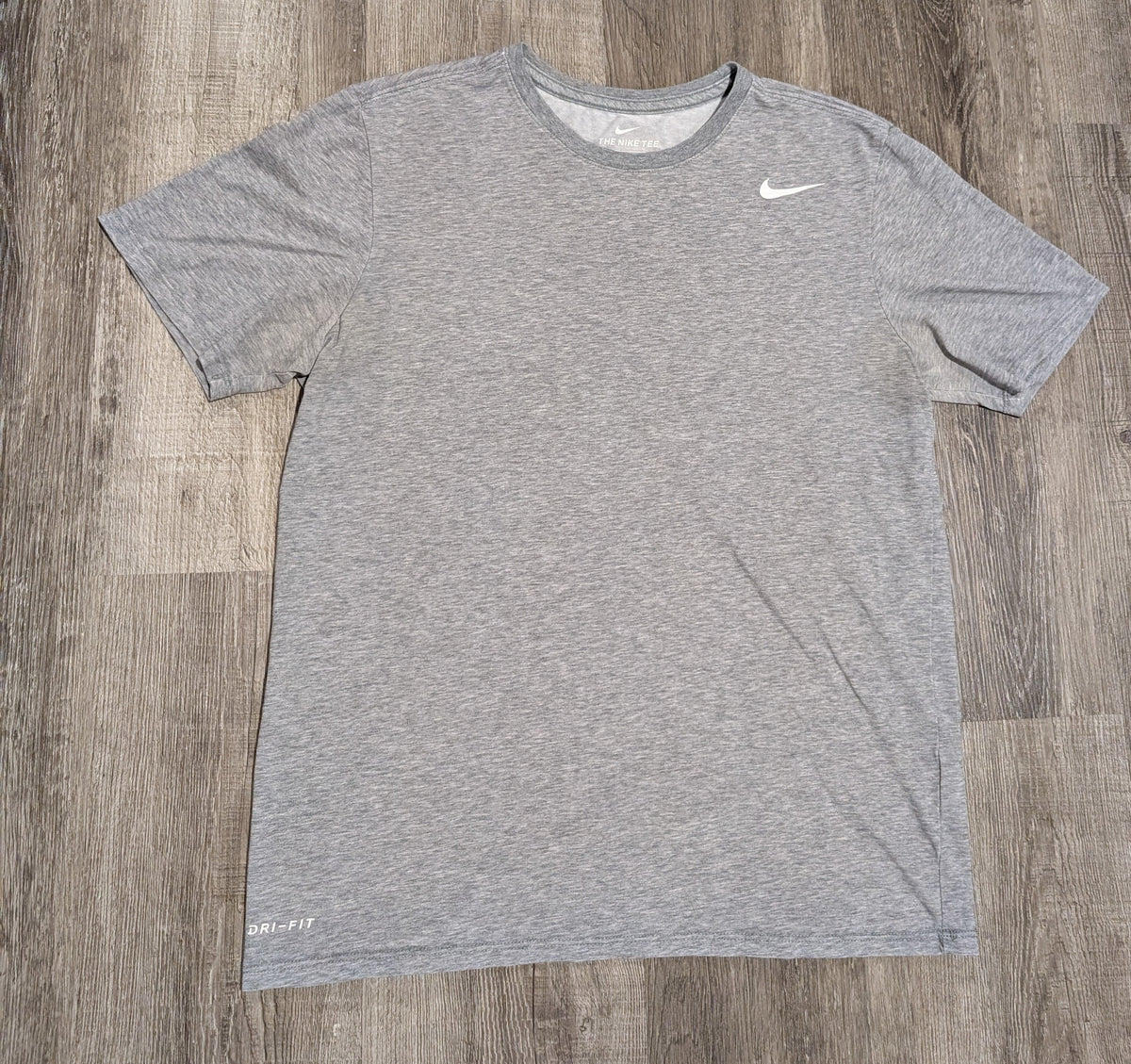 Nike Dri-fit Grey T-shirt GUC - size Junior - M (7/9)