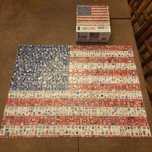 Stars & Stripes 550 pc Puzzle EUC