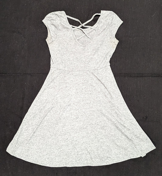 Grey cotton dress GUC - size Junior - M (7/9)