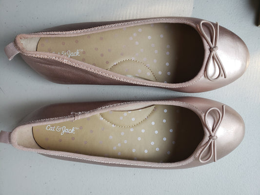 C&J Rose gold ballet flats 2 of 2 - size Shoes - Kids 2
