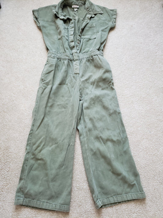 Cat & Jack olive short sleeve jumpsuit - size Youth - 6 (S)