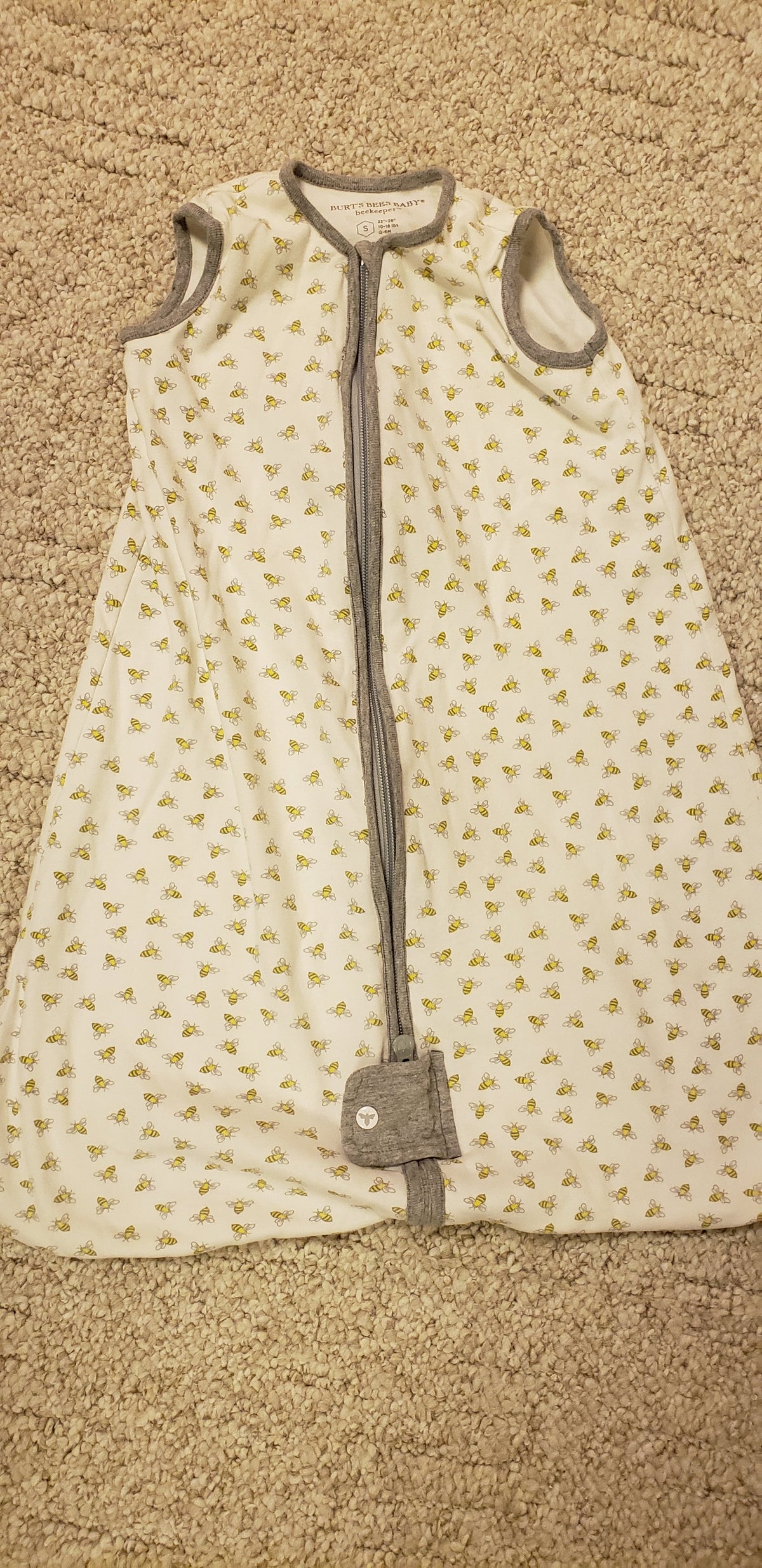 Burts Bees Baby sleepsack w/bees - size Month - 0-6