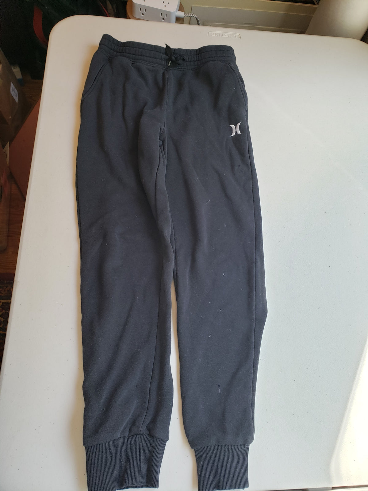 Hurley black drawstring joggers 1 of 2 - size Youth - 10 (L)