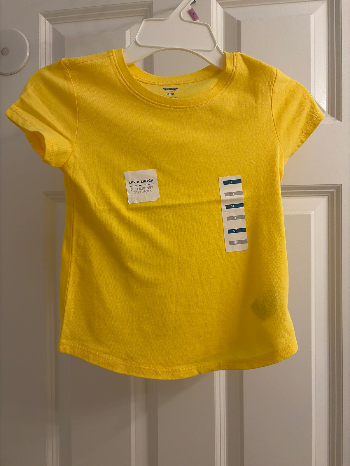 New yellow t-shirt - size Toddler - 5T