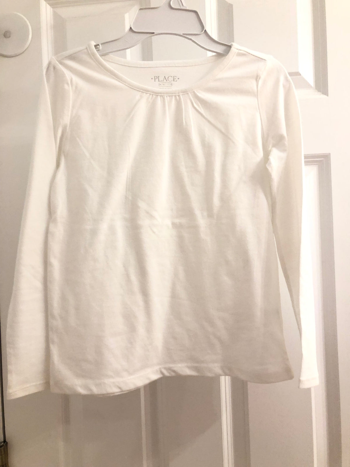 CP New long sleeve tee White. - size Youth - 8 (M)