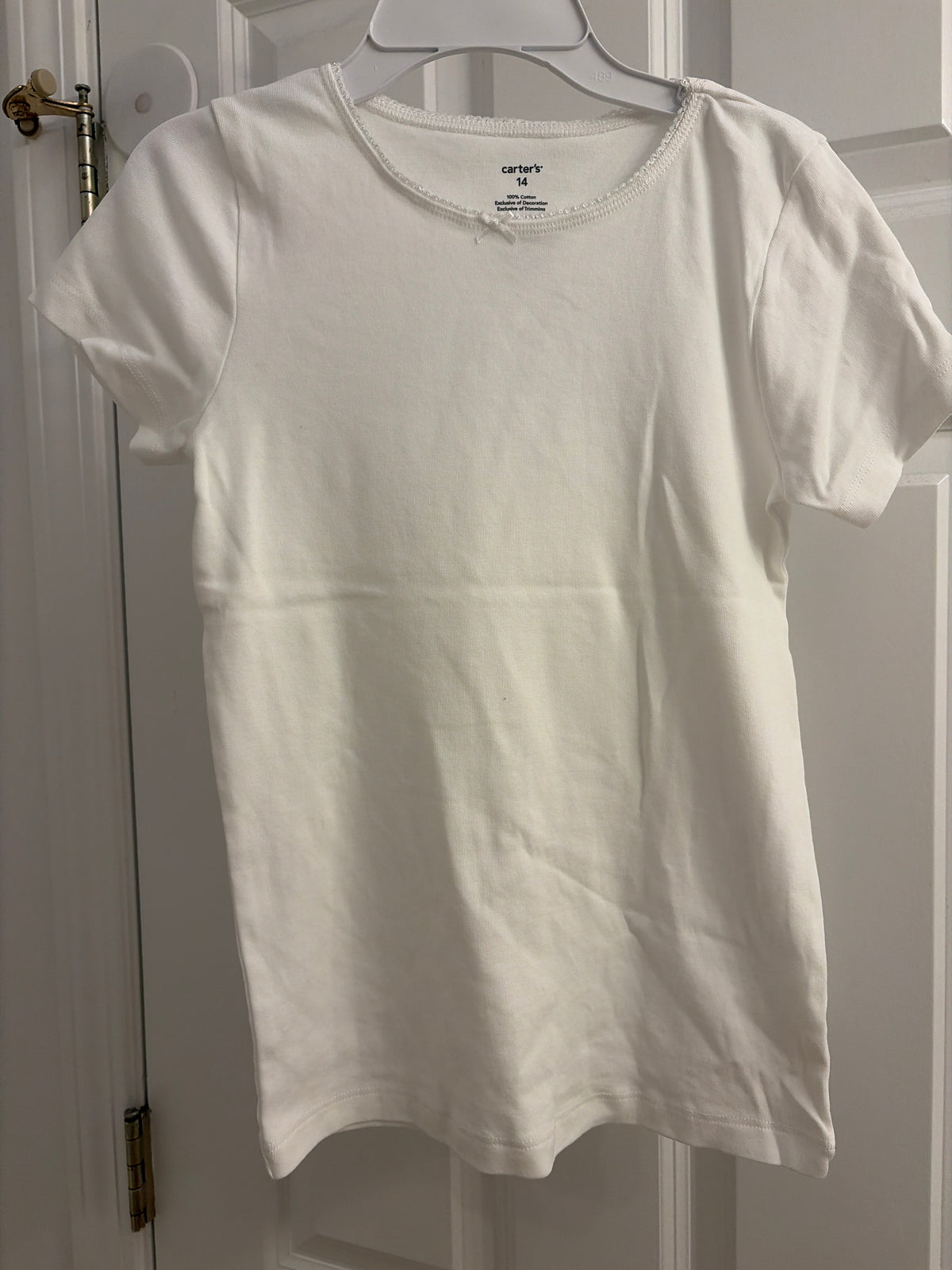 White t-shirt 100% cotton. - size Youth - 12 (L)