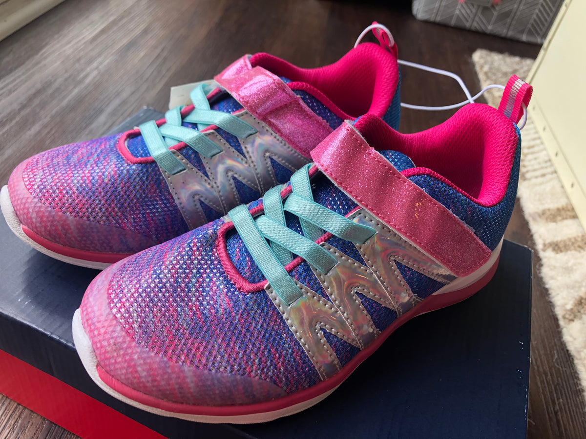 New sneakers pink Shiny - size Shoes - Kids 2