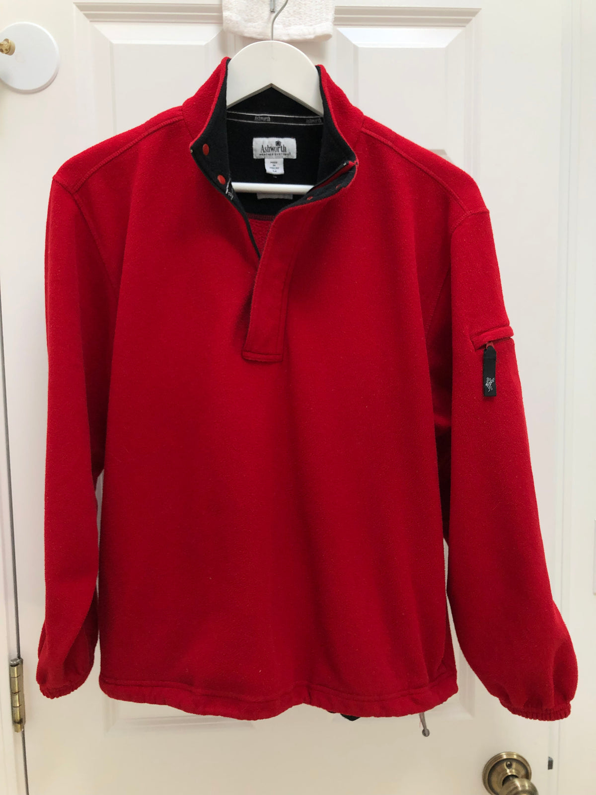 Red sweatshirt Hardly worn - size Women - M (8/10)