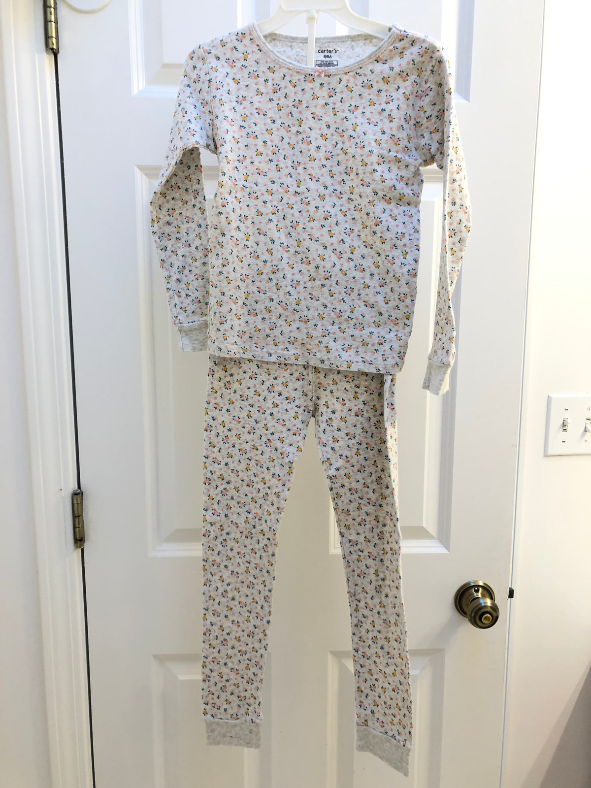 2 piece gray pajama 100% cotton - size Youth - 7 (S)