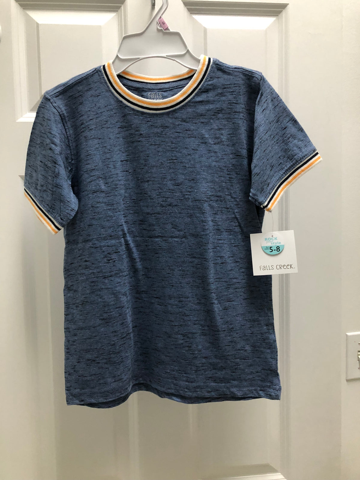 New blue t-shirt - size Youth - 6 (S)