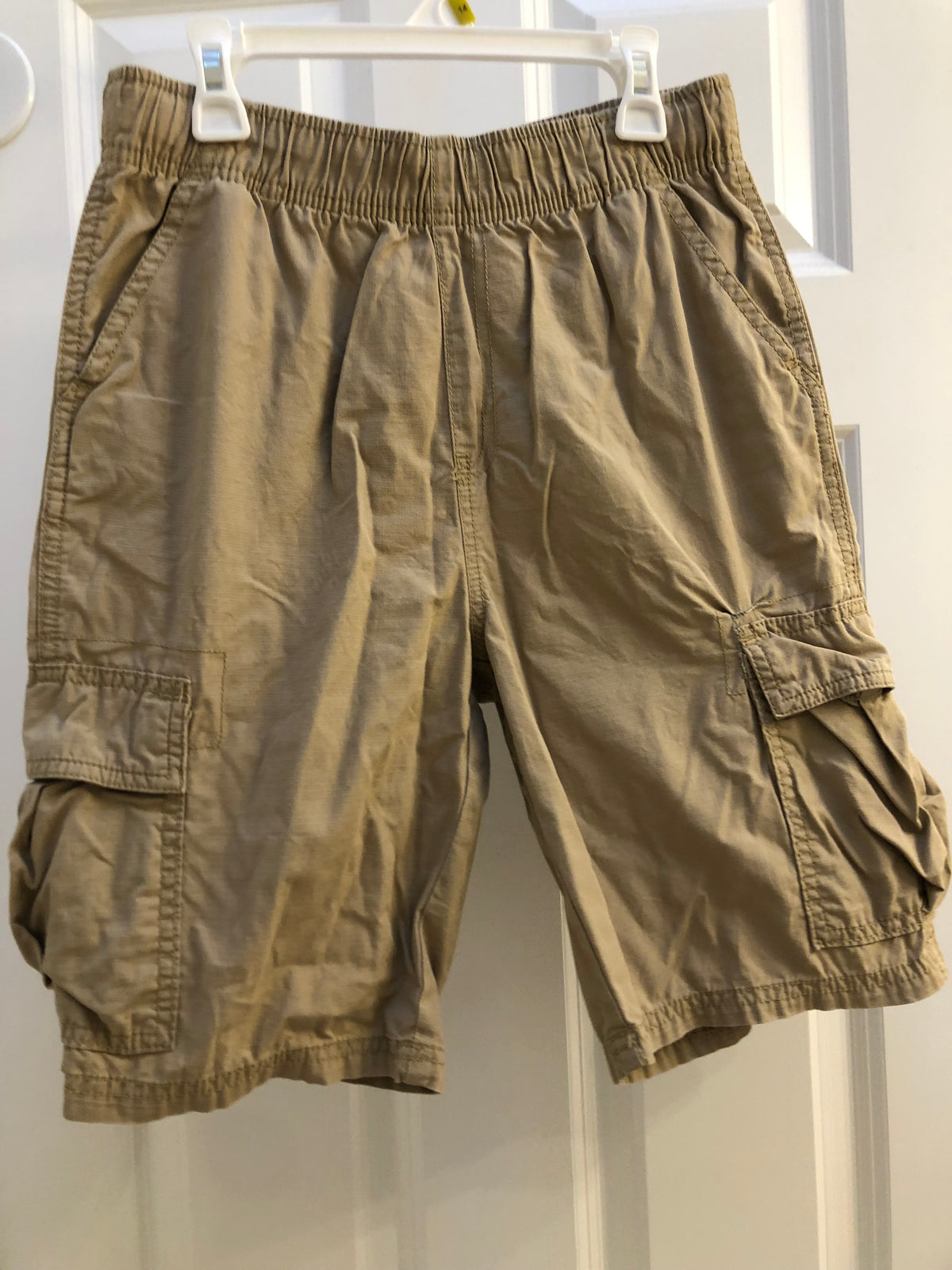CP cotton khaki shorts Euc - size Youth - 14 (XL)