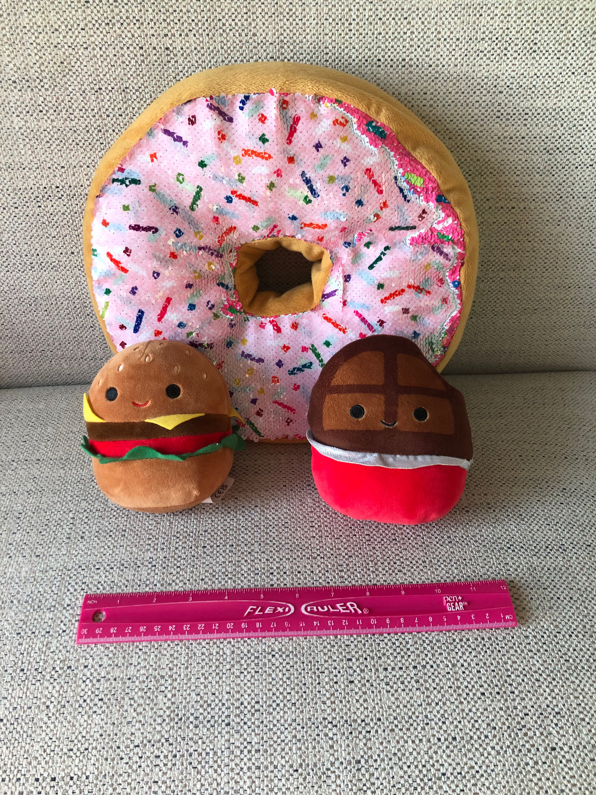 Set of 3 plush toys Donut