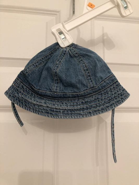 Blue Jeans summer hat - size Month - 6-12