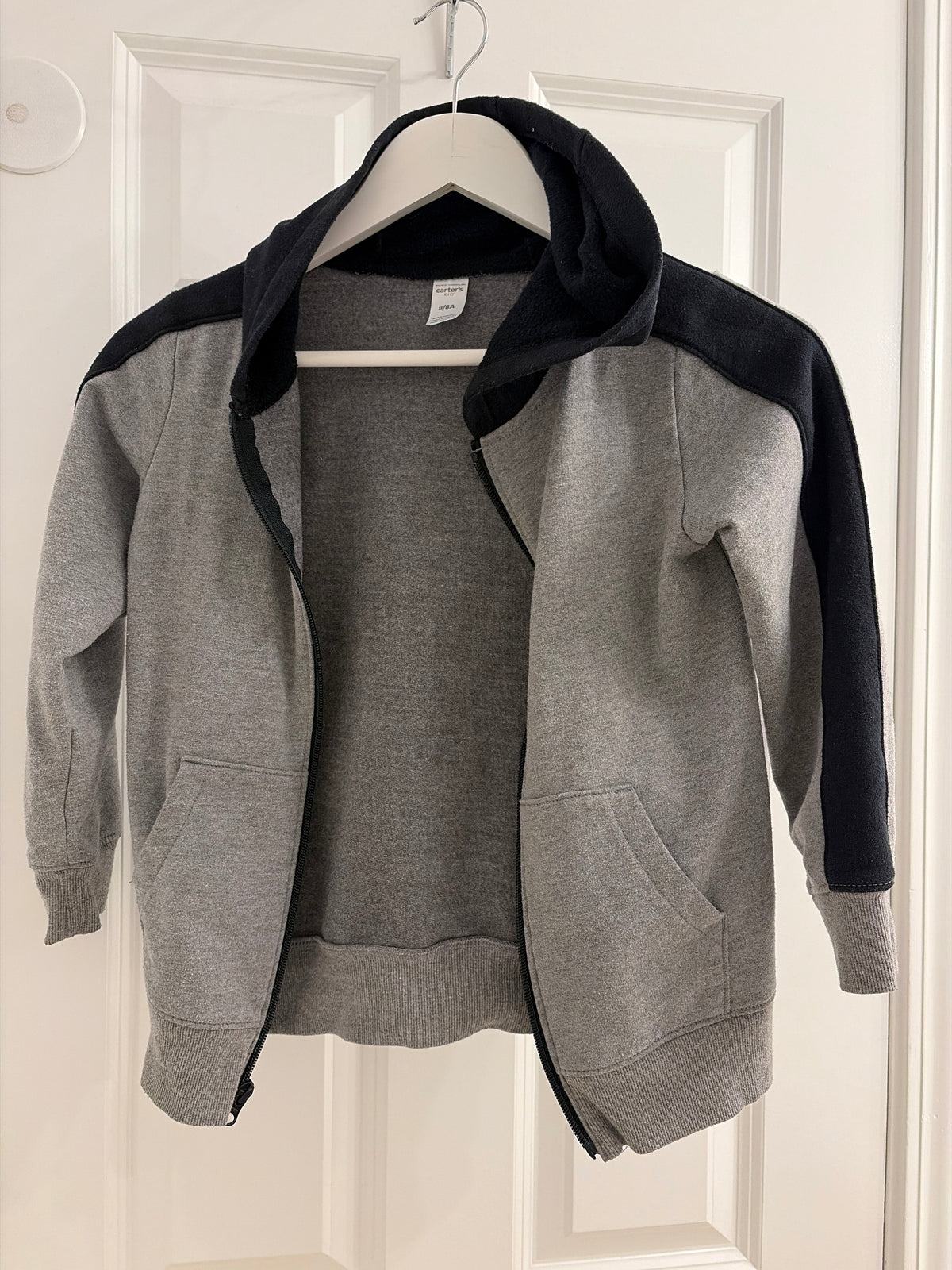 Carters fleece jacket Zipped. Gray - size Youth - 8 (M)