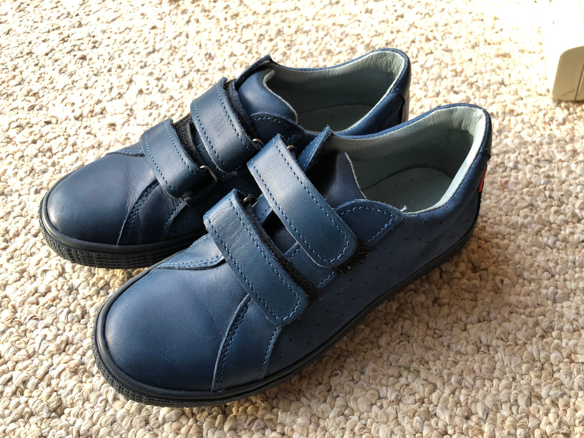 Blue leather shoes Velcro - size Shoes - Kids 2