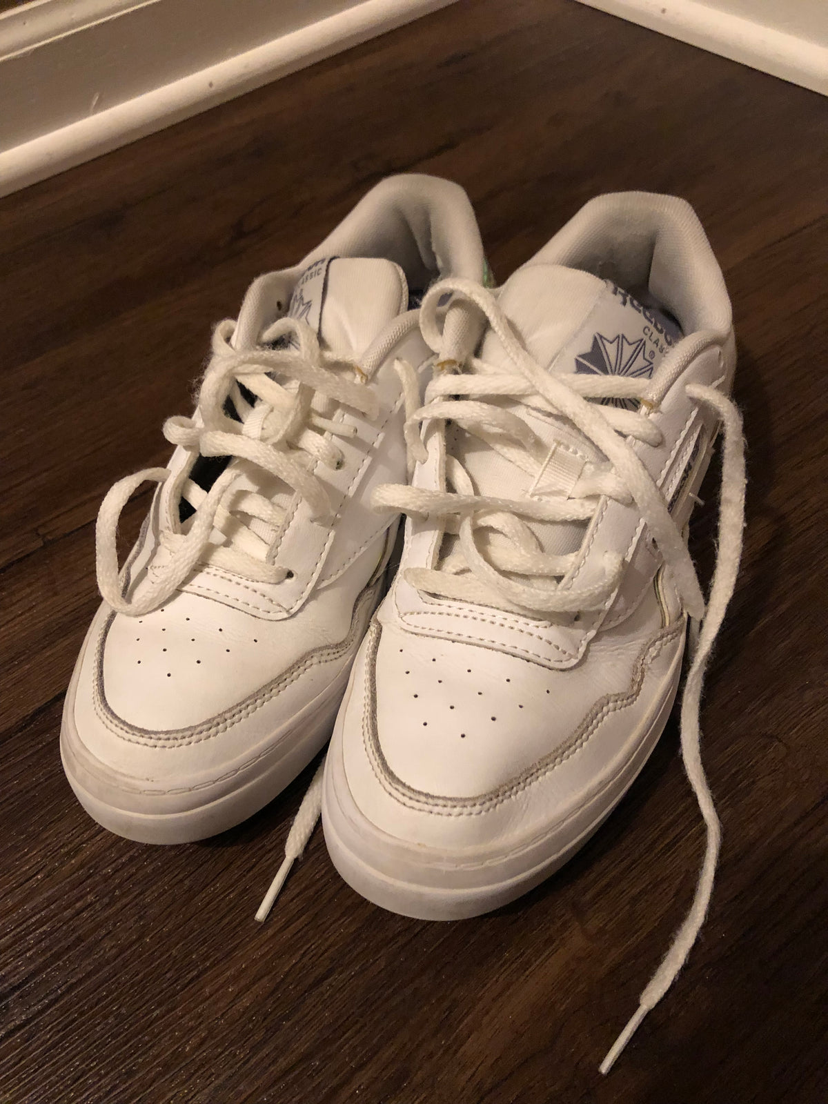 Reebok White leather sneakers - size Shoes - Kids 6 1/2