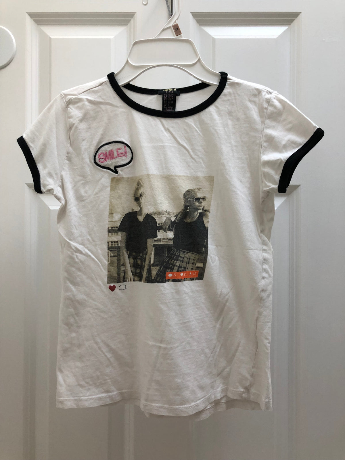 White t-shirt Smile - size Youth - 12 (L)