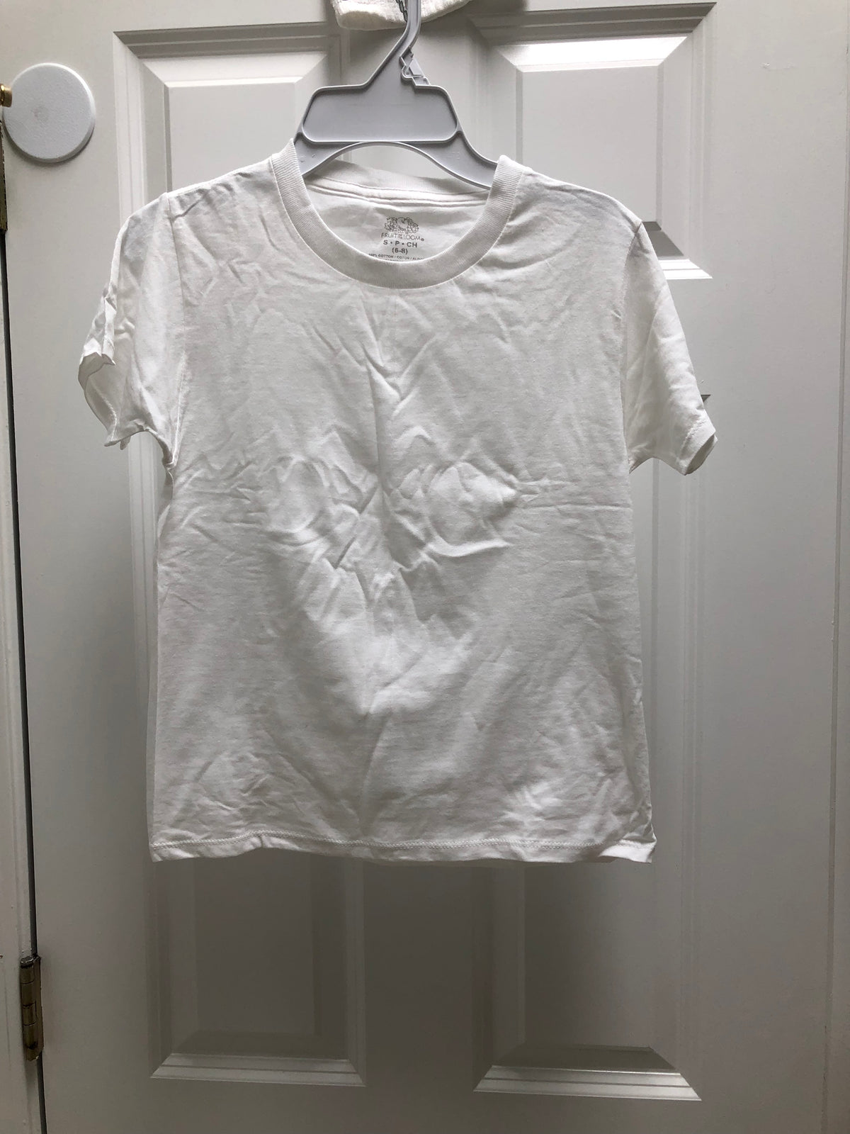 New white t-shirt 100% cotton - size Youth - 6 (S)