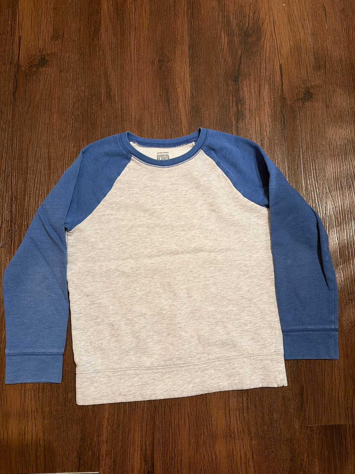 Gray blue sweatshirt Fleece - size Youth - 8 (M)