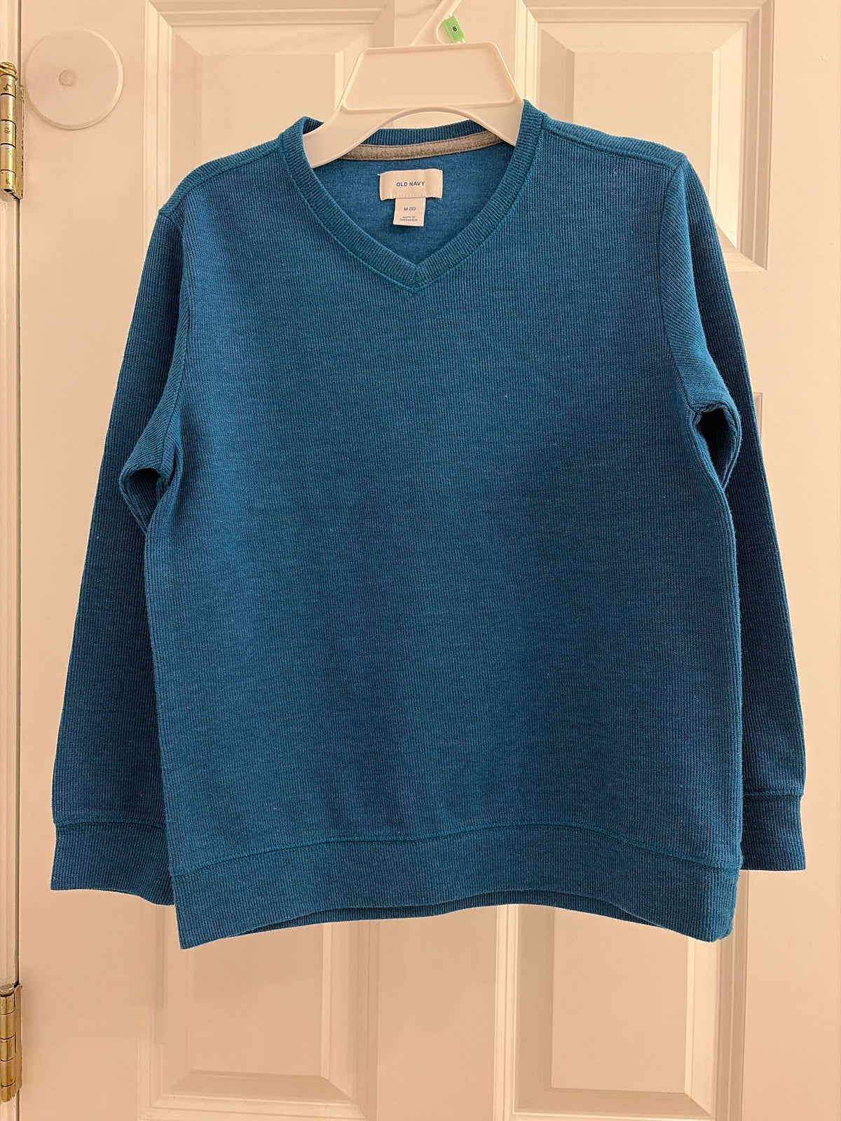 New dress sweater Dark green. - size Youth - 8 (M)