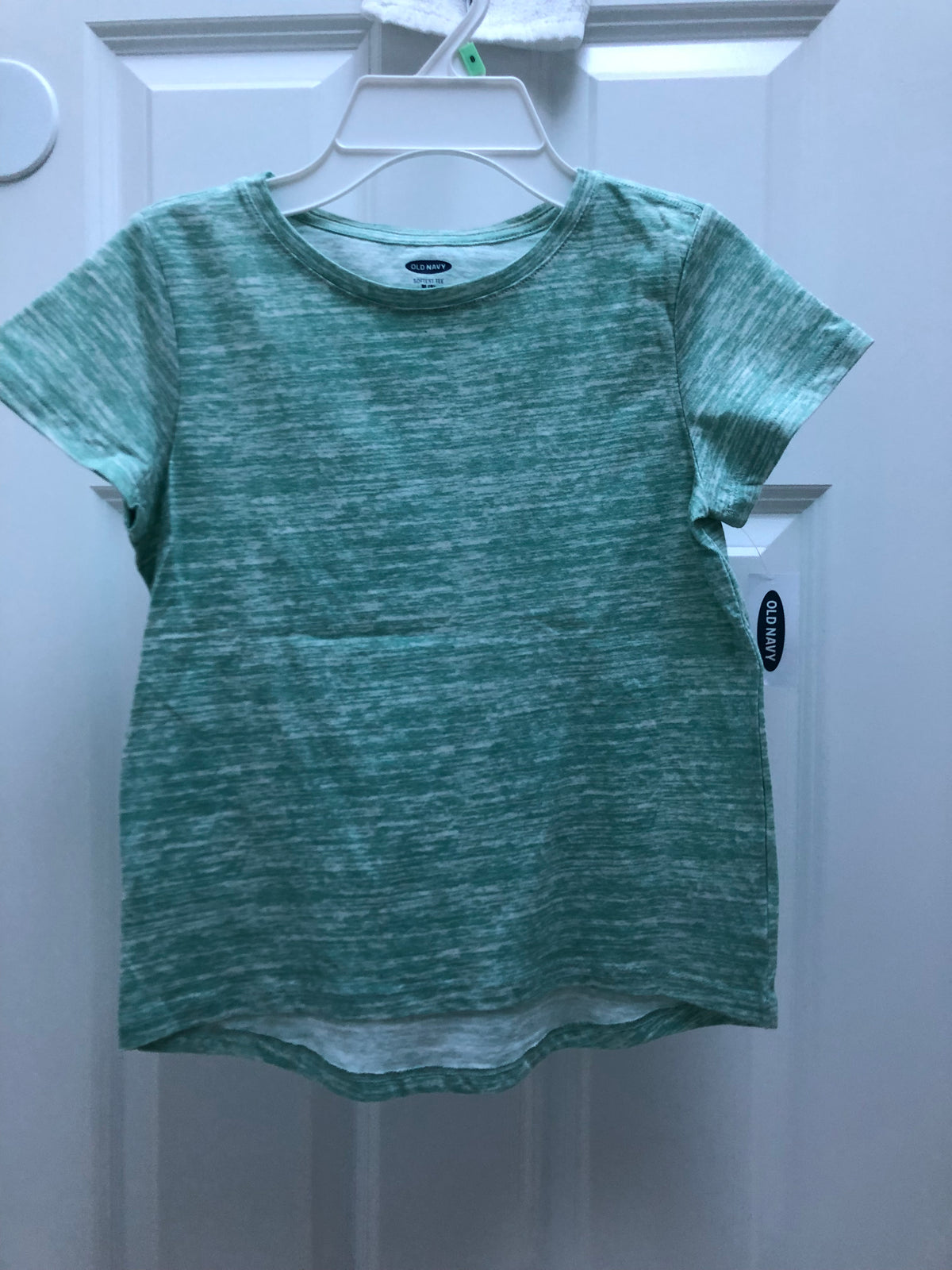 New short sleeve tee Green - size Youth - 8 (M)