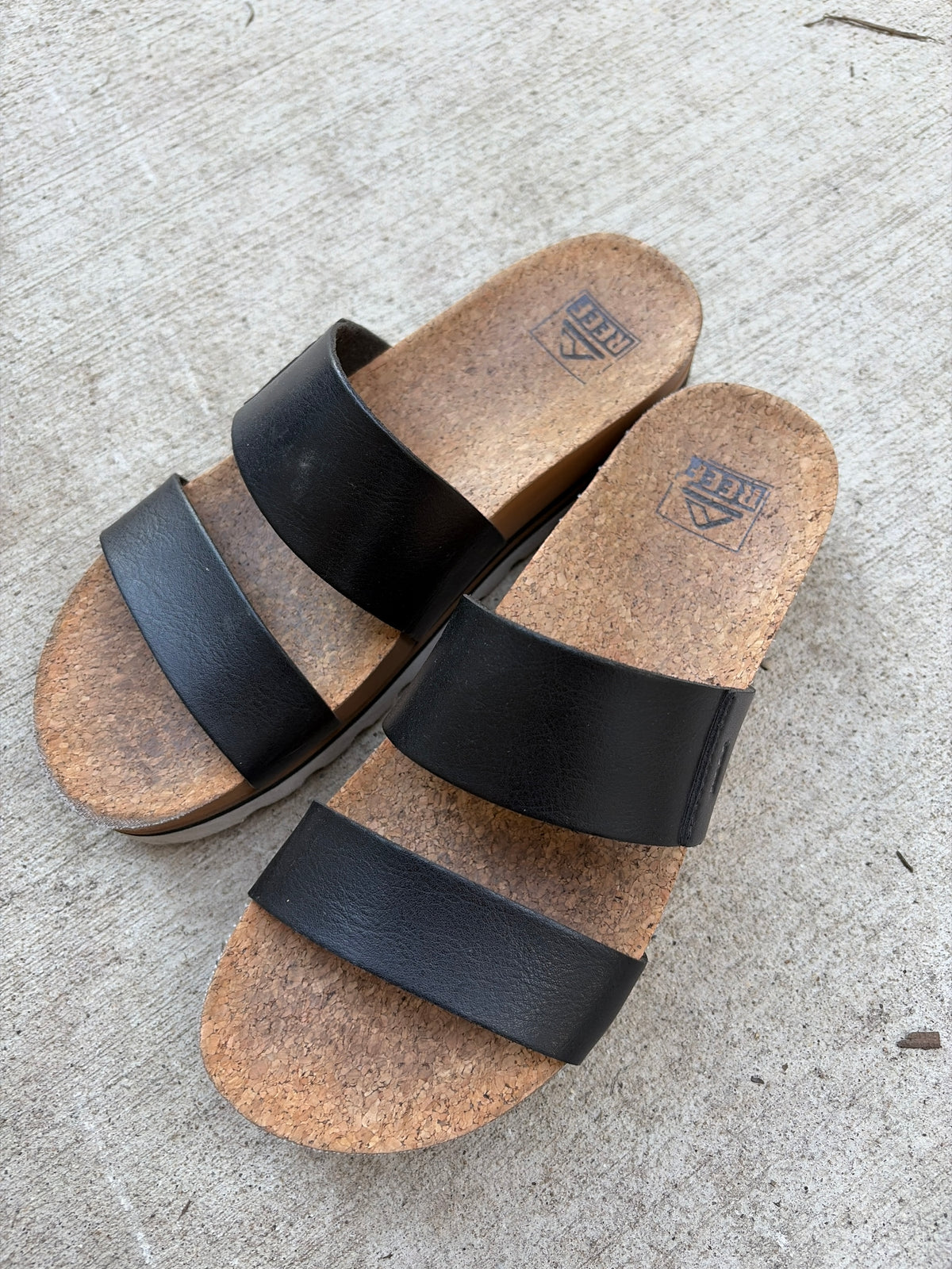 Reef sandals EUC - size Shoes - Adult 8