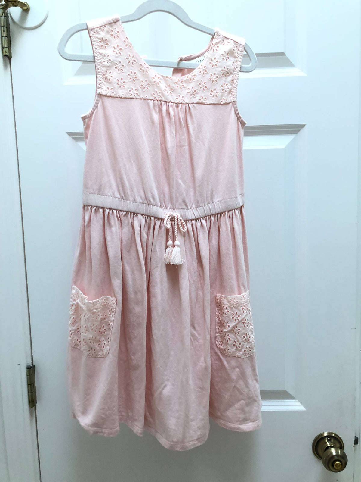 Light pink dress Cotton. Embroidery - size Youth - 10 (L)