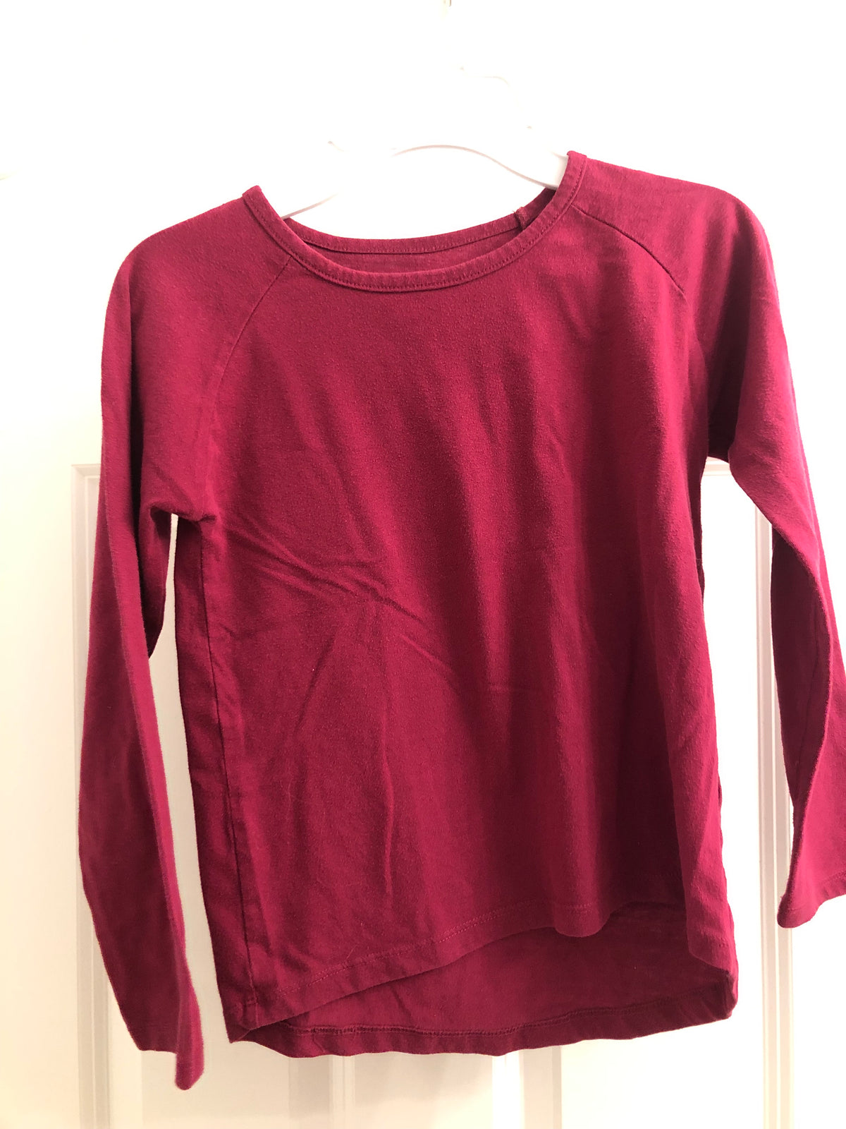 Burgundy tee Long sleeve - size Youth - 7 (S)