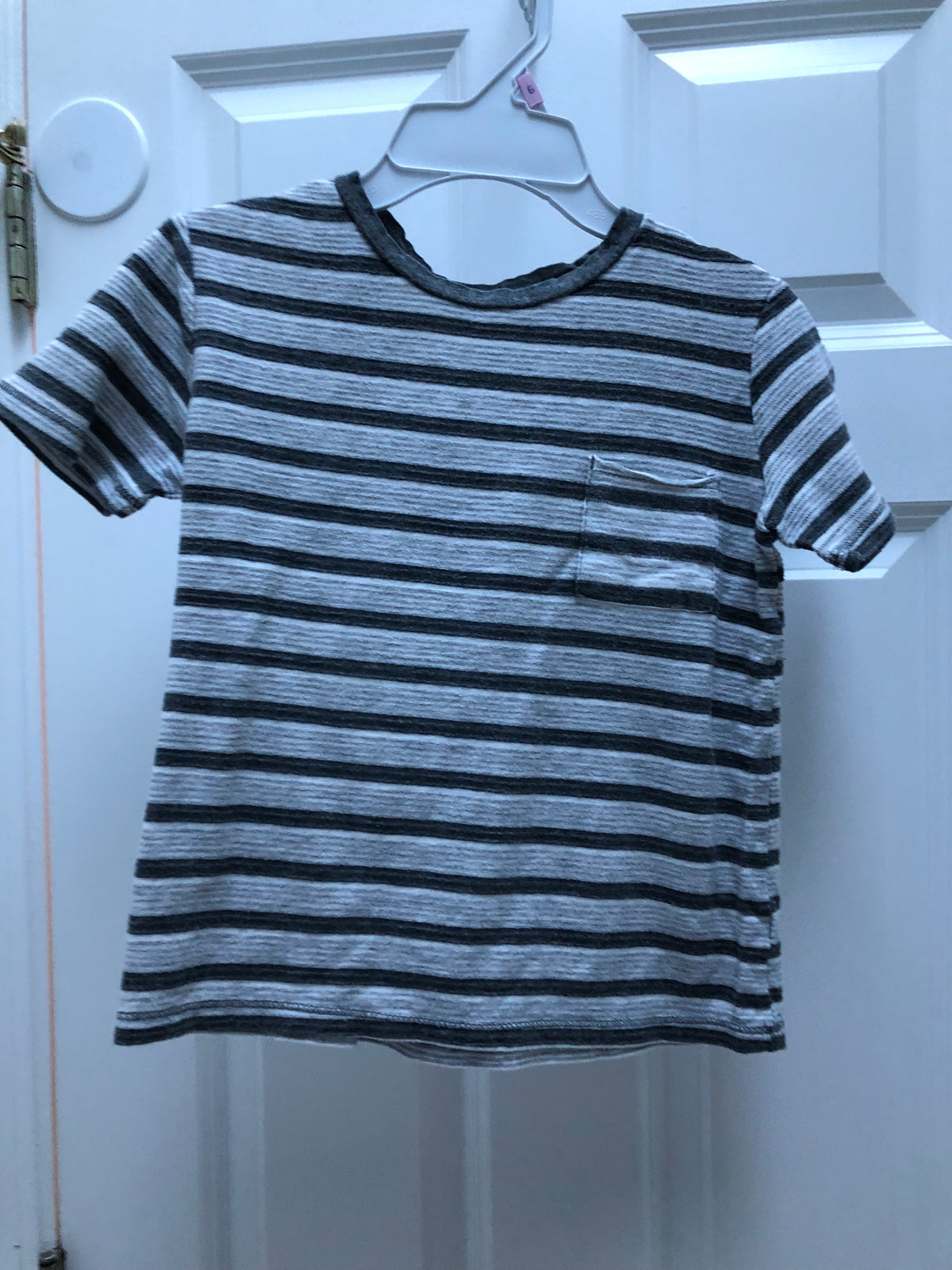 Striped gray t-shirt - size Youth - 5 (XS)