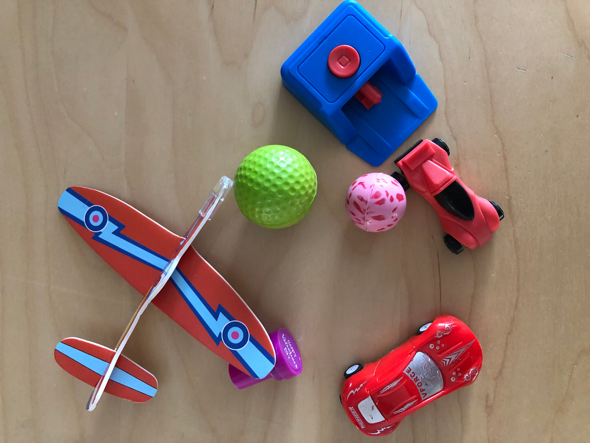 Set of nick necks Plane, ball, car