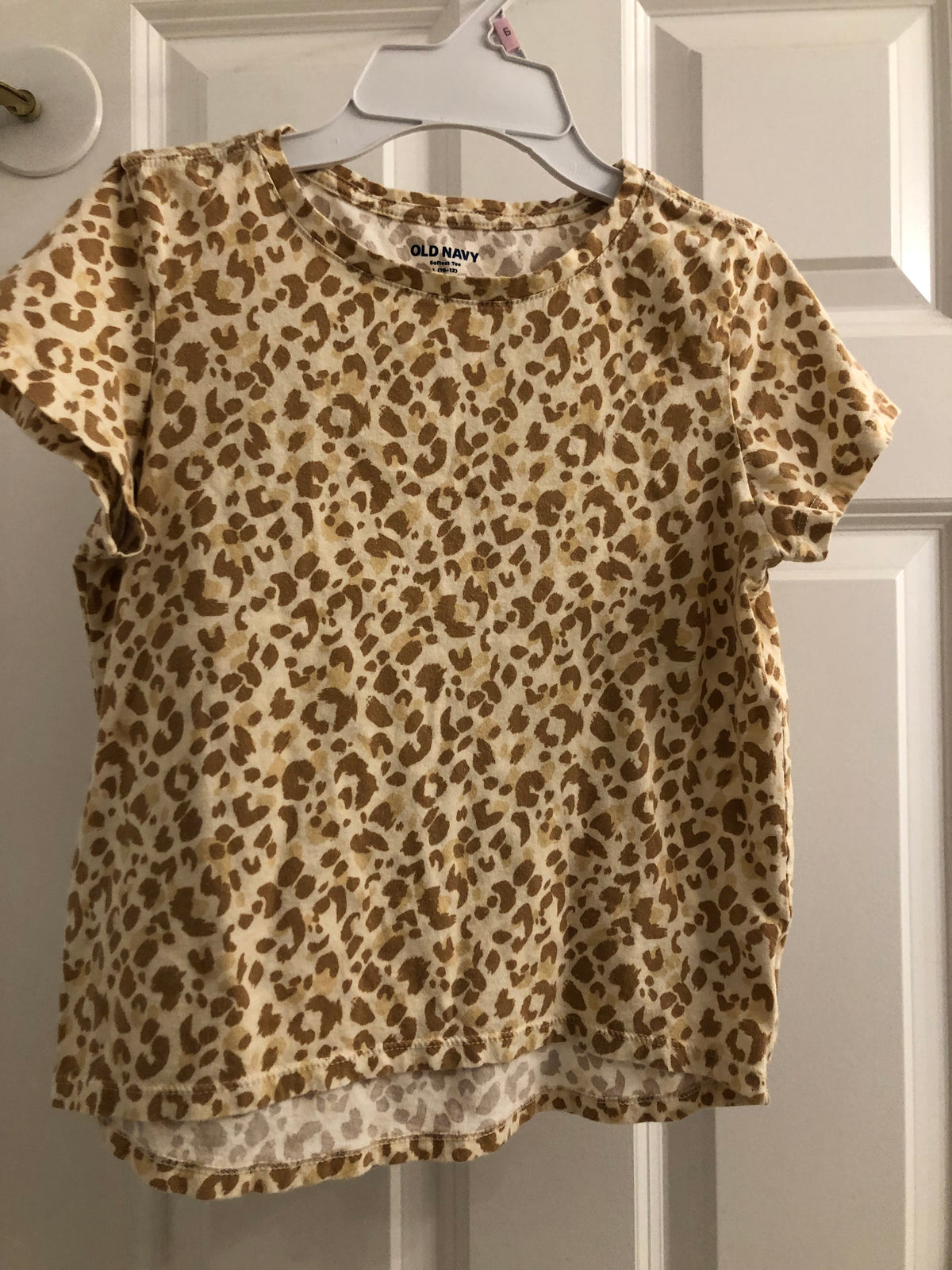 Leopard t-shirt 100 cotton - size Youth - 8 (M)