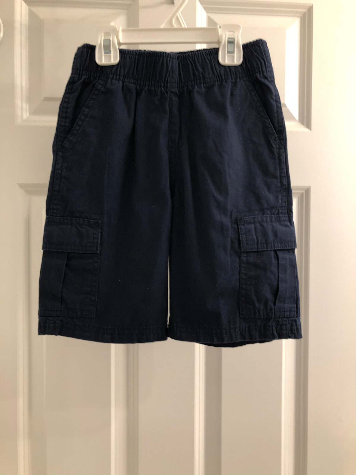 Navy blue shorts - size Youth - 6 (S)