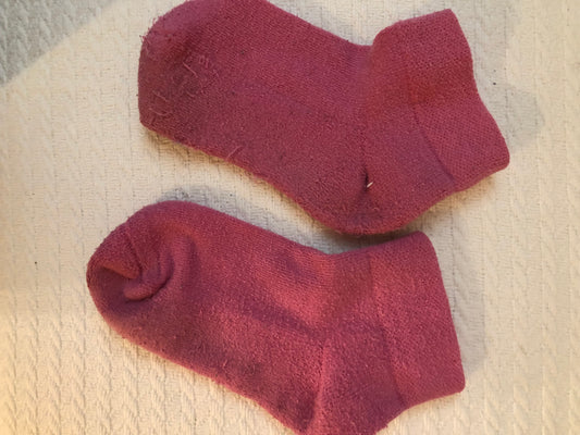 Pink socks - size Youth - 6 (S)