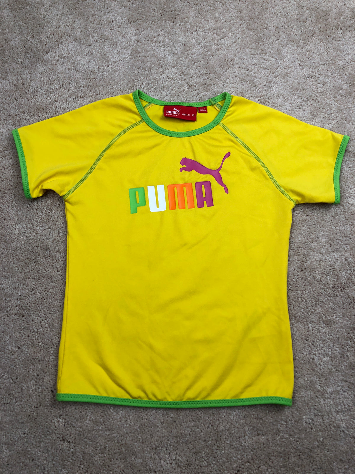 PUMA yellow tech top Tagged 10, runs small - size Youth - 6 (S)