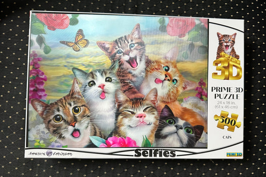 cat selfies 3D puzzle like new condition
